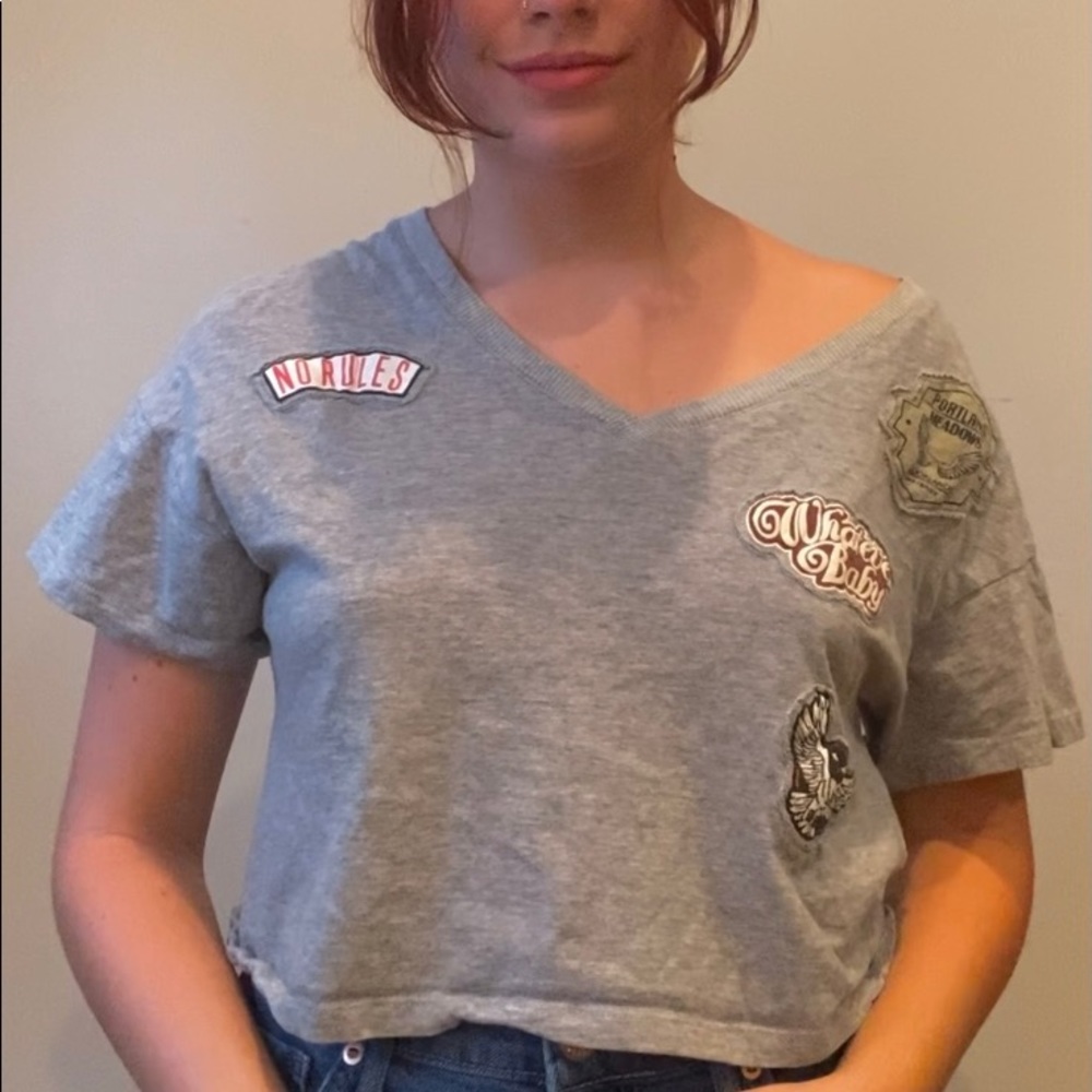 grey crop top